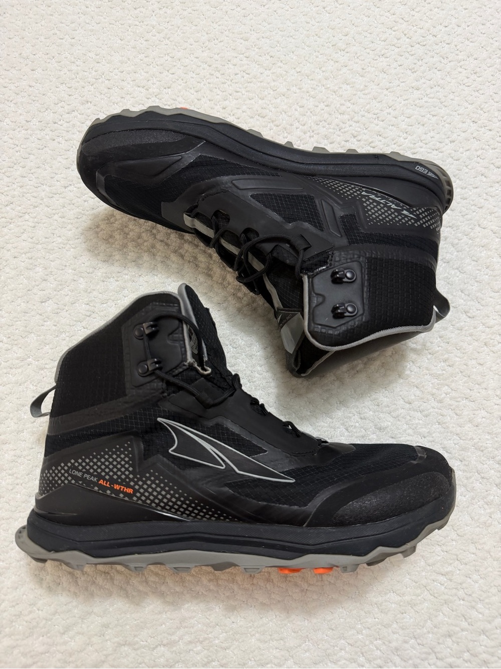 Altra Lone Peak All-WTHR Mid Black Men’s Size 12 M